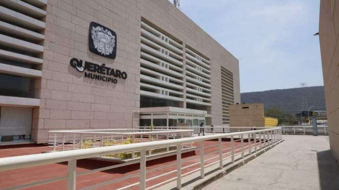 FINANZE SOLIDE! Querétaro Capital riceve il rating di credito AAA.mx da Moody's – Felifer Macías festeggia