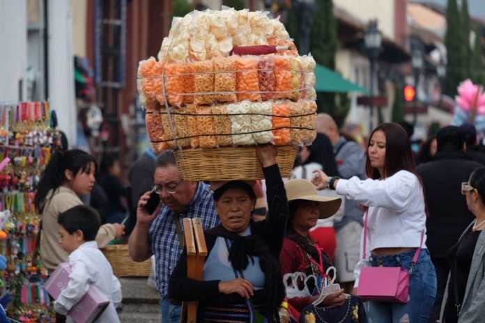 O que é informalidade trabalhista e como ela afeta os trabalhadores mexicanos?