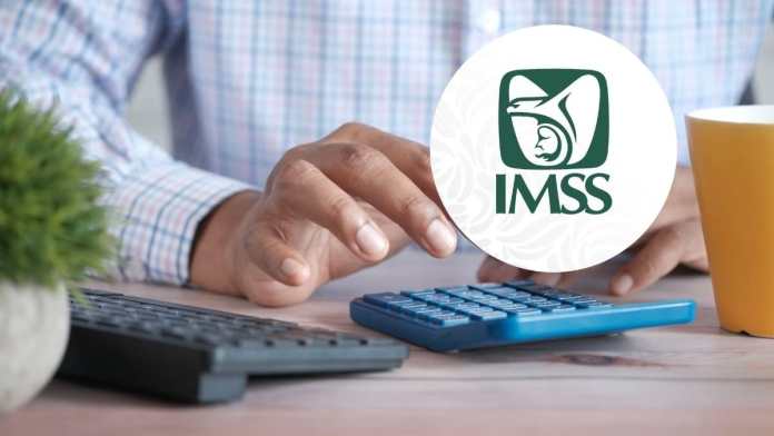 How many weeks of contributions do you need for a lifetime pension from the Mexican Social Security Institute (IMSS) in 2025?