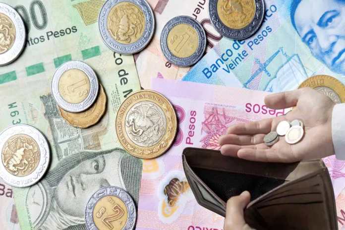 Investimento em infraestrutura no México cai 62% em julho, disparando alerta econômico.